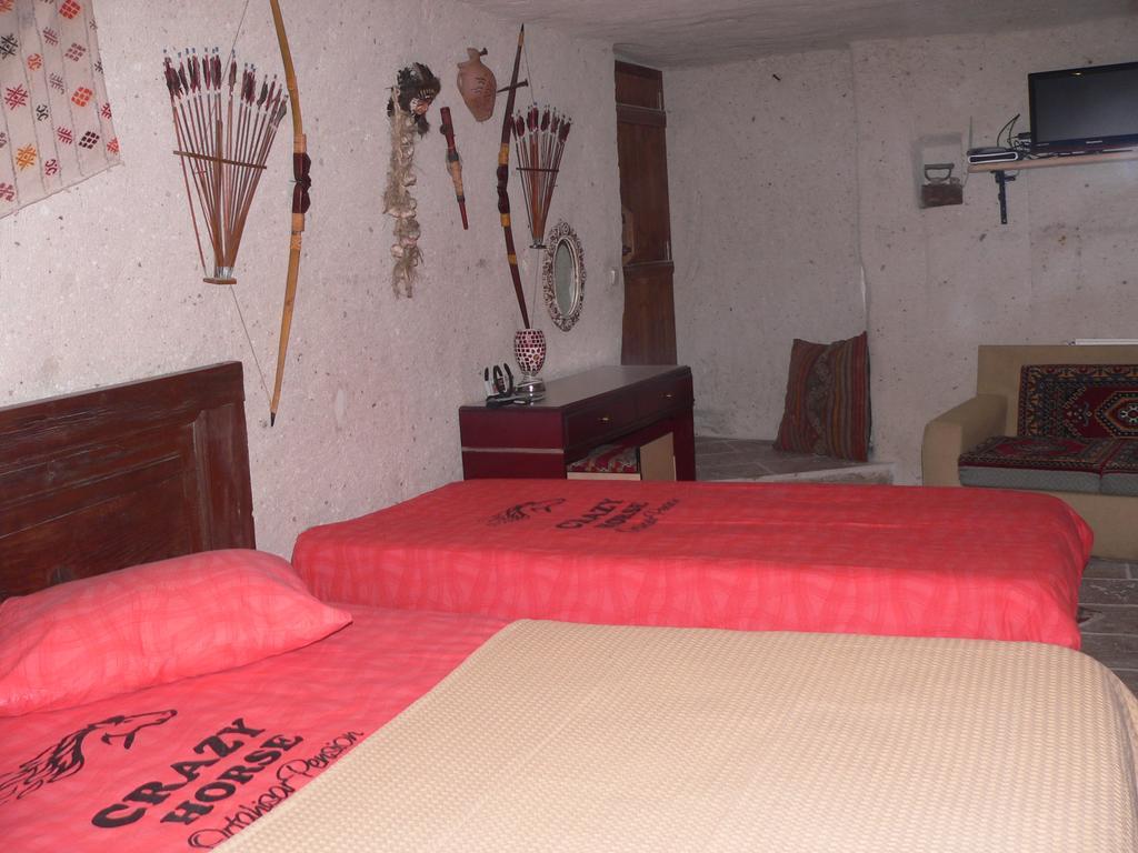 أوروغوبْ Crazy Horse Pension الغرفة الصورة